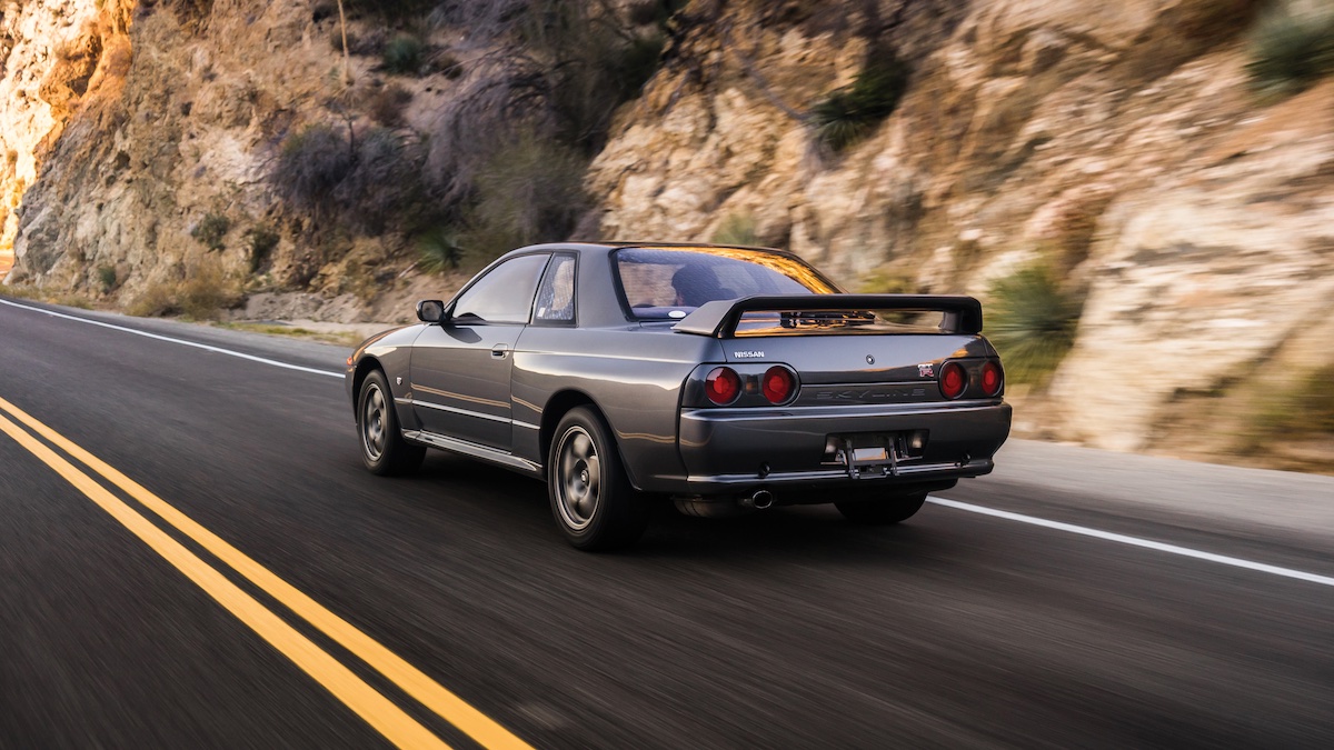 The Skyline R32 GT-R Driving